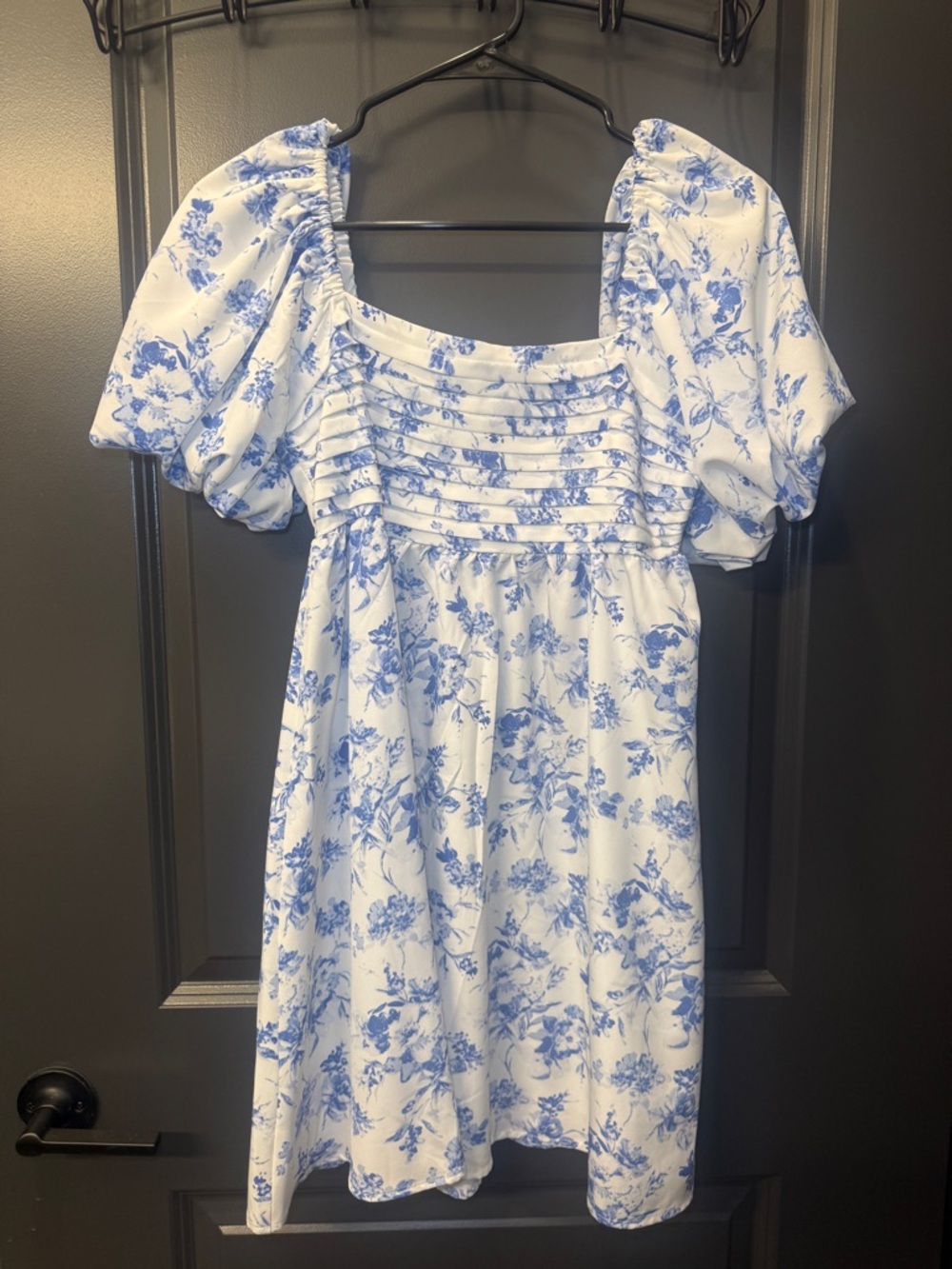 SHEIN White and Blue Floral Puff-Sleeve Mini Dress